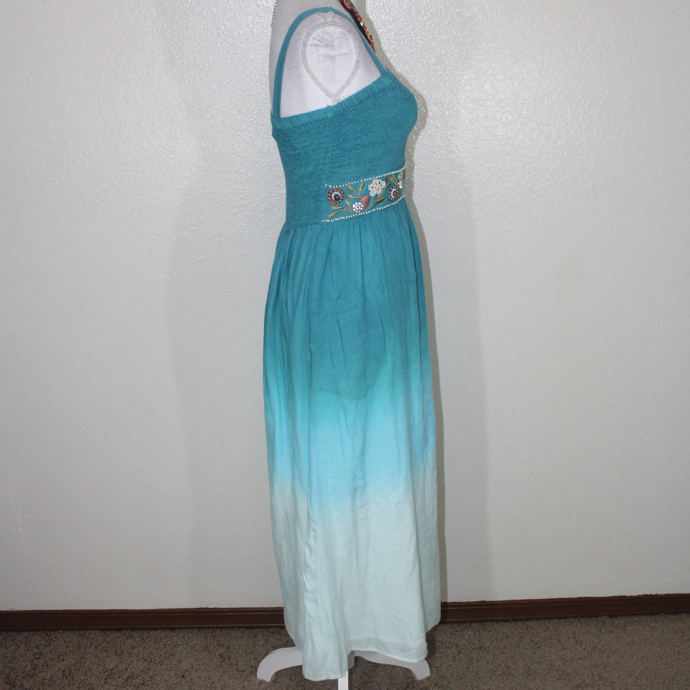 NWOT Soft Surroundings Embroidered Smocked Dress - Picture 3 of 7